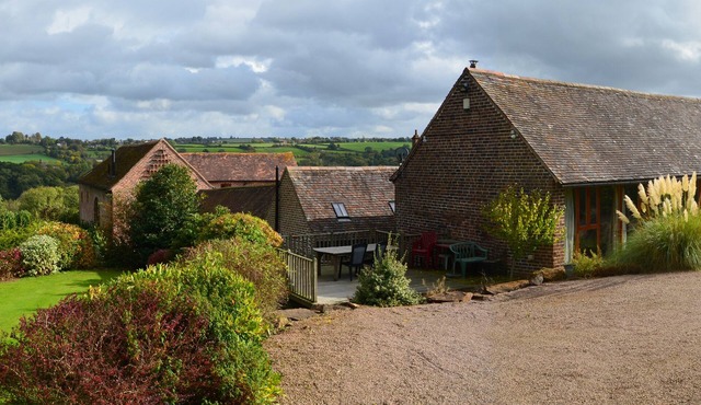Secluded Loft Studio in an area of natural beauty.