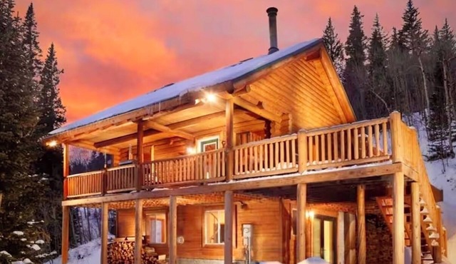 Secluded Log Cabin on 2 acres, backs to Pike National Forest, just 15mi to Breck