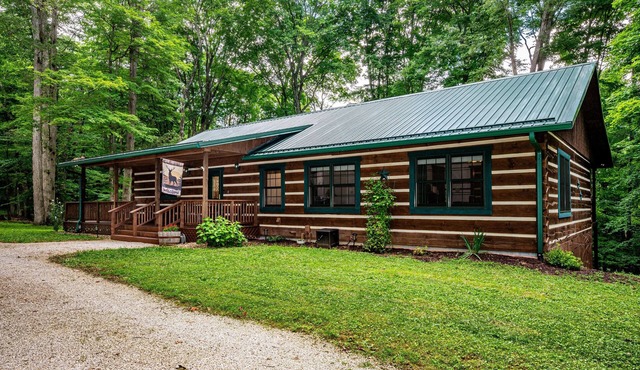 Secluded Log Cabin on 5 Acres | Hot Tub & Forest Views 3BR, 2BA