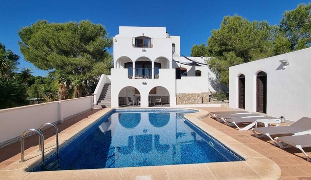 Secluded Luxury Villa