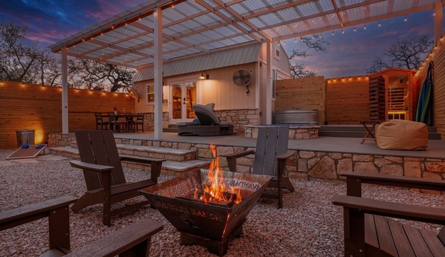 Secluded Luxury Couples cabin Sauna Pool