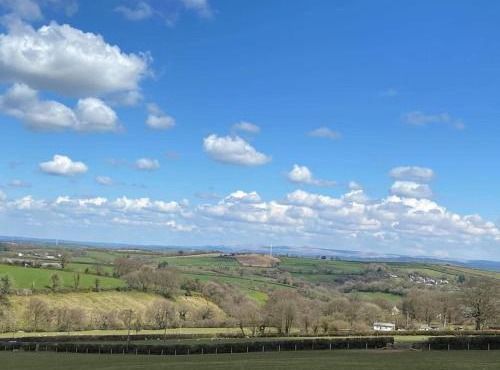 Secluded Luxury Pod with Hot Tub