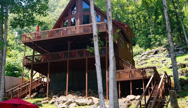 Secluded Lynch Hollow Lagoon Cabin