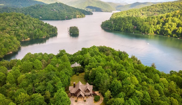 Secluded, Modern Cabin, Views, Lake, Private Dock, Now with High Speed WIFI