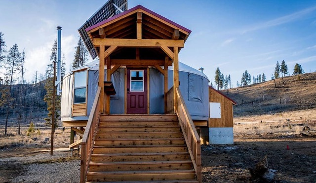 Secluded Modern Yurt with Sauna Perfect for Small Groups in Boise, Idaho