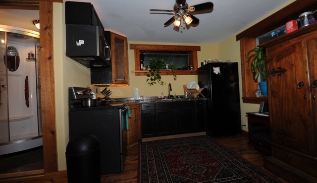 Secluded Mountain Cabin with Amazing Views