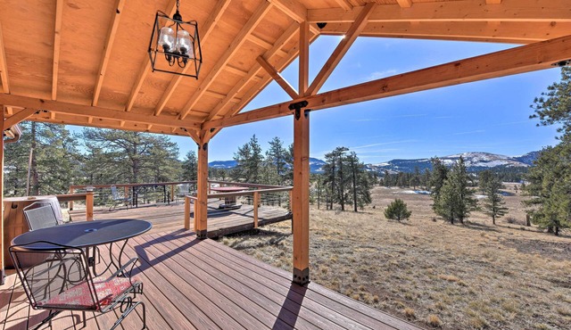 Secluded Mountain Retreat w/Deck, Views & Hiking!