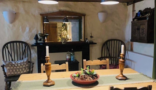 Secluded Mountain Stay - Stunning Views of Eryri