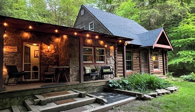 Secluded Nature Escape w/Firepit Under the Stars! Family and Friends Reconnect!