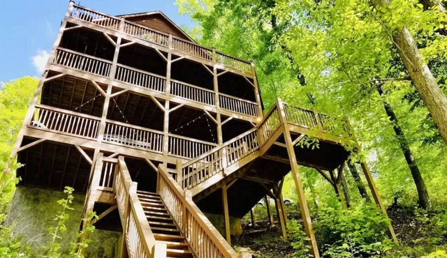 Secluded Norris Lake Waterfront Home with Dock - Seconds from Jumping Bridge!