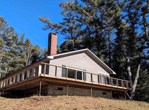 Secluded Oceanfront Cottage with Wrap-Around Deck near Acadia National Park, Sullivan, Maine