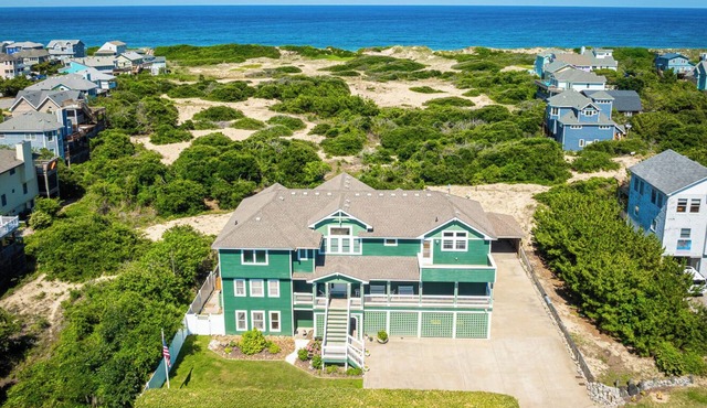 Secluded Oceanside - Amazing Ocean Views,Elevator , Heated Pool, Hot Tub!