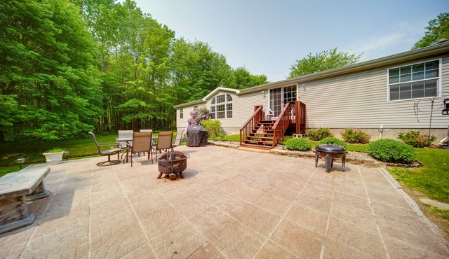 Secluded Ohio Getaway on 65 Acres!