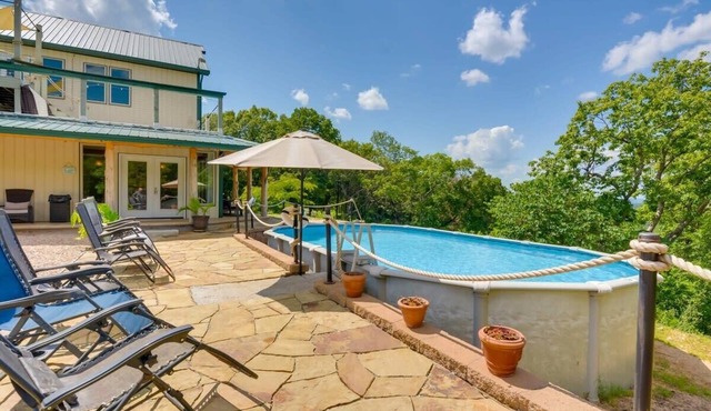 Secluded Pool & Hottub Retreat booking Summer 2026