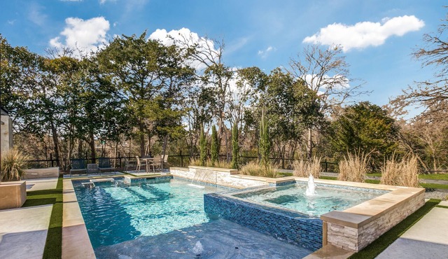 Secluded Private Retreat with Luxurious Pool & Spa