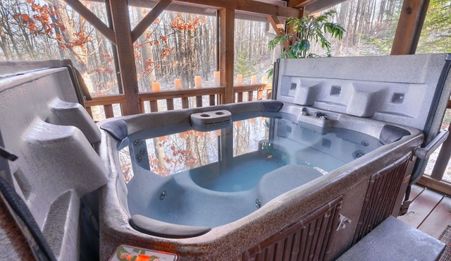 Secluded Retreat - hot tub, game room, fire pit, near trails.