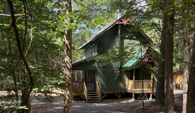 Secluded River Overlook Cabin on 160 acres