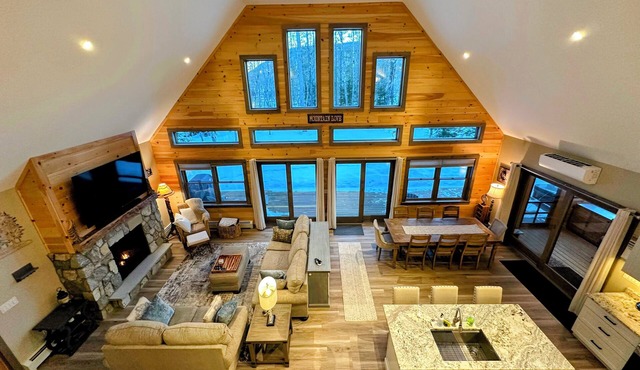 Secluded Riverfront 5BR Near Sunday River, Hiking & XC Trails, Ski, Swim, Kayak