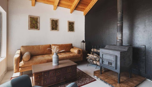 Secluded rustic 1-bedroom cabin on private land