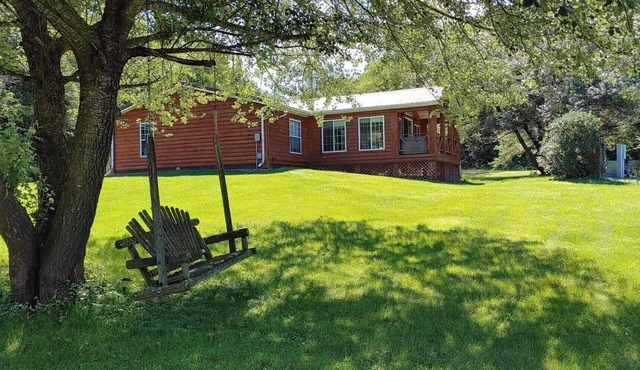 Secluded Rustic Cabin
