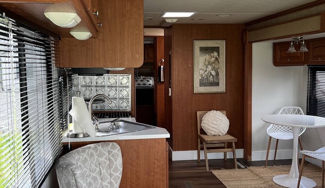 Secluded RV w/Heating +Private Bathroom