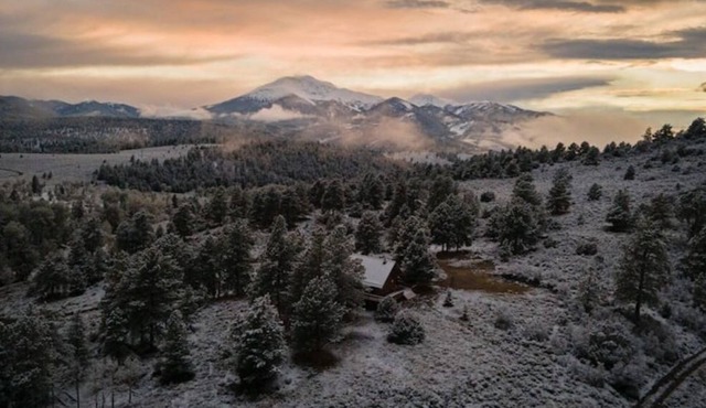Secluded Salida cabin on 40 private acres
