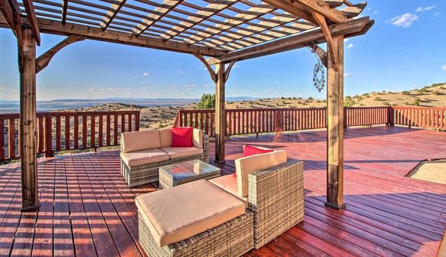 Secluded Sanctuary w/ Sweeping Hilltop Views