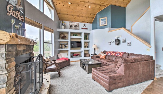 Secluded Show Low Home Near Hiking Trails!