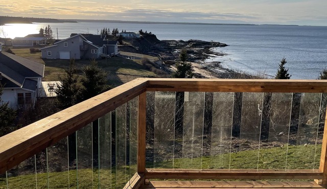 Secluded Sinclair Island Cliff with Water View and amazing SUNSETS
