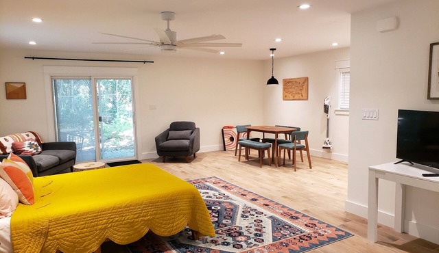 Secluded Slice Of Paradise: The Sonder Suite 🌴🏝