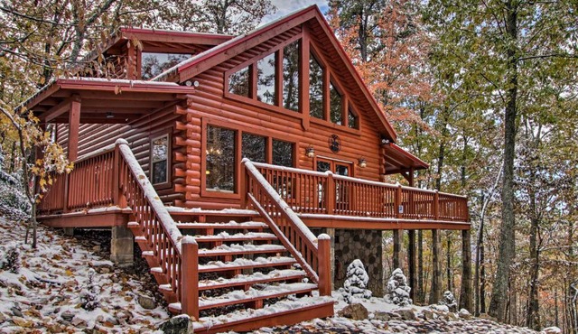 Secluded Smoky Mountain Cabin with Wraparound Deck!