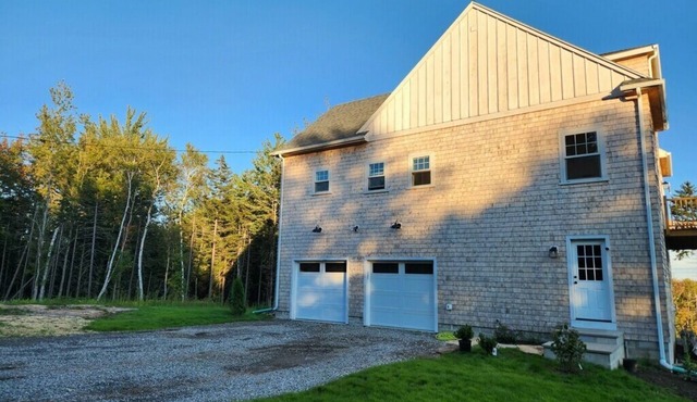 Secluded Sophistication in the Berkshires - 40 Acres of Quiet Luxury in Becket.