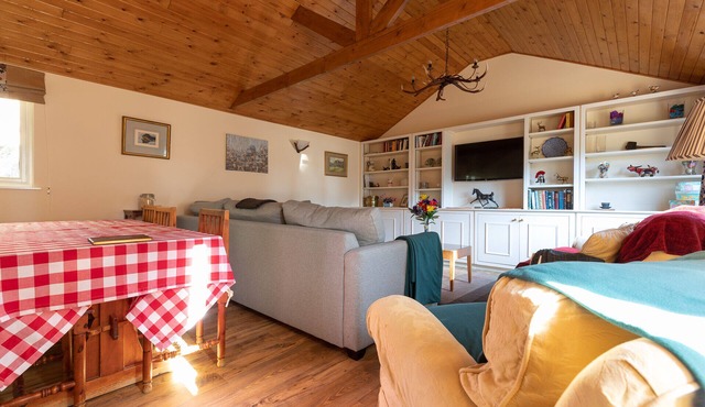 Secluded Stables With Parking in Grounds of Home in the Heart of the new Forest