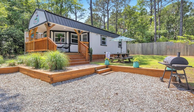 Secluded Tiny Home Only Minutes To ☀️ 🏝 Topsail Island, NC 🏝☀️