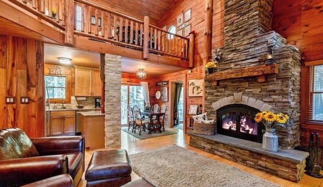 Secluded Torch Lake Cabin w/Game Loft & Fire-pit