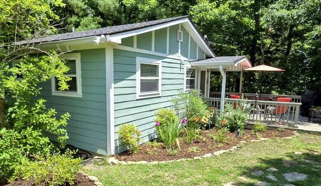 Secluded Treasure by the Woods in Apple Country