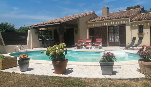 Secluded Villa With Private Pool & Garden, Minutes From Carcassonne