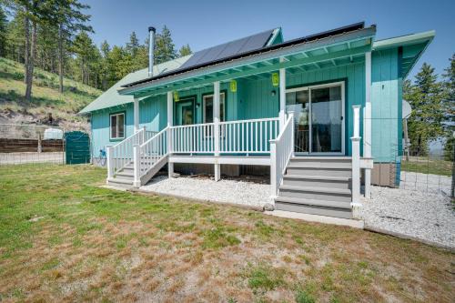 Secluded Washington Cabin Near Hikes and Lakes!