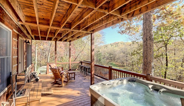 Secluded waterfront cabin, trout fishing, hot tub, pet friendly, game room