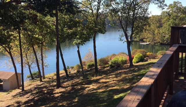 Secluded Waterfront Get Away on Smith Mountain Lake