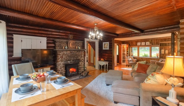 Secluded Wisconsin Cottage w/Nearby Lake Access