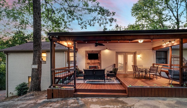 Secluded Wooded Haven in the Heart of Nashville