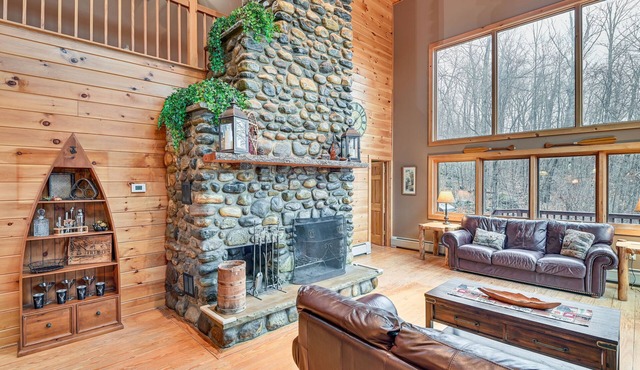 Secluded Woodland Retreat | Sleeps Large Groups