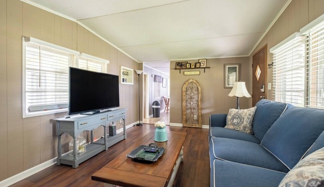 Secluded Woodside Retreat
