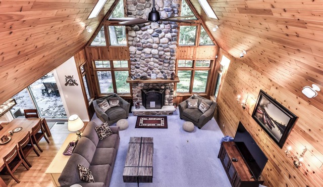 Secluded YEAR ROUND home on Little St. Germain Lake!
