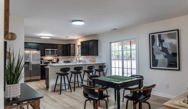 Seclusion meets Sophistication: West End Farmhouse