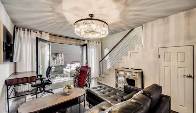 Second-floor Lakewood loft with serene pool views ,spacious interiors, and a private upstairs loft. Enjoy a prime Dallas location with stylish, comfortable living spaces perfect for any stay.