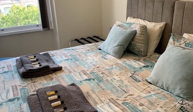 Second Floor recently renovated apartment on quiet street in central Llandudno