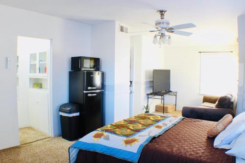 Second-Story Sunflower Suite