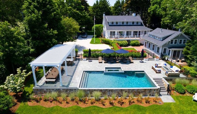 Second Wind :039-O An Orleans Estate with large heated pool, spa, on Town Cove; sleeps 24